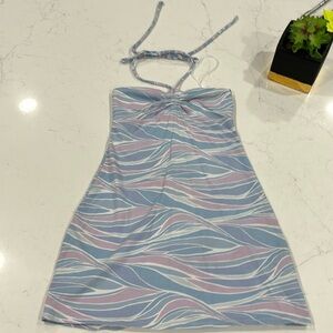 dress worn on vacation twice, never worn again. doesn’t fit anymore, very cute